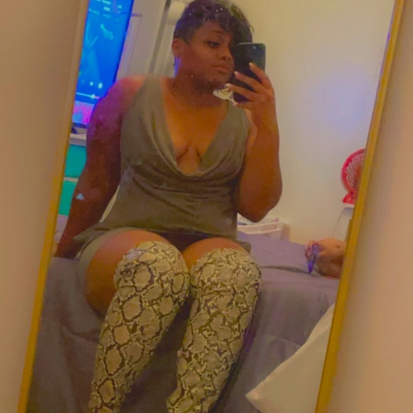 Sexy Boots!!! Size 9!! - Picture 1 of 2